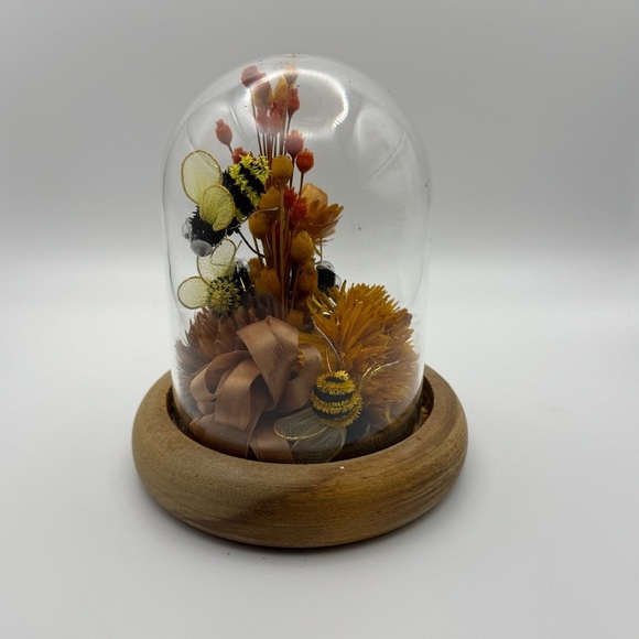 Vintage Dome with wooden base dried flowers with bees Boho cottage core - Picture 5 of 7